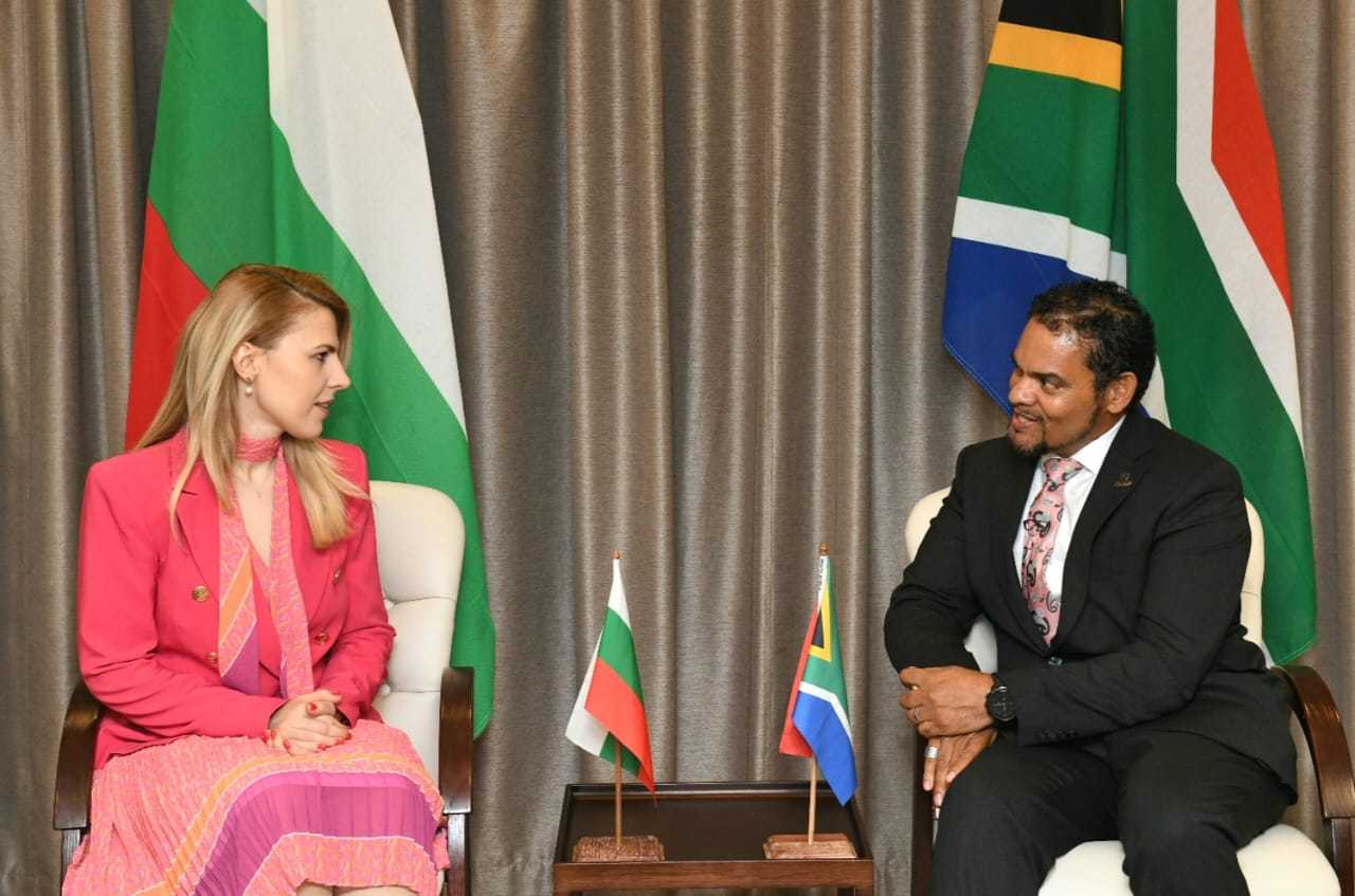 Политически и икономически консултации в Република Южна Африка на ниво заместник-министър на външните работи